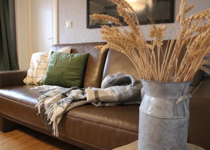 Landhaus Wohnung - Sauna, Balkon, Netflix, Parkplatz