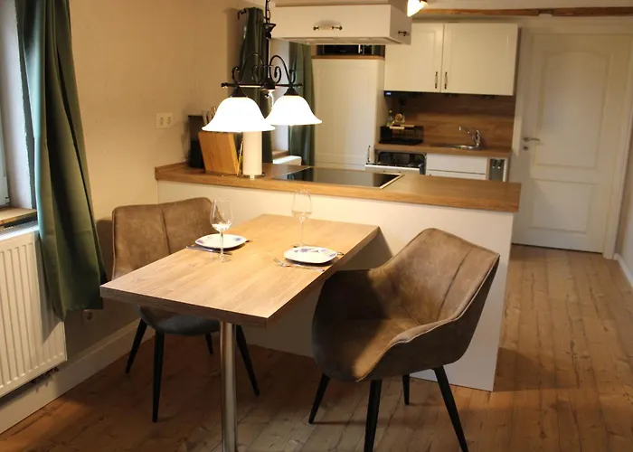 Landhaus Wohnung - Sauna, Balkon, Netflix, Parkplatz