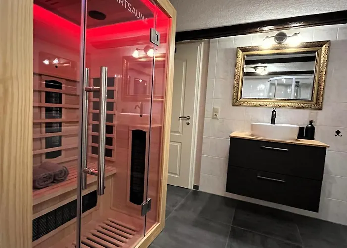 Landhaus Wohnung - Sauna, Balkon, Netflix, Parkplatz